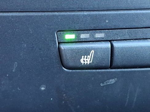 Used 2008 BMW 135i Convertible image 20