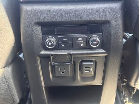 Used 2019 Chevrolet Traverse Premier w/ LPO, Floor Liner Package AWD/4WD image 31