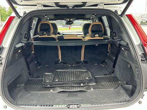 Certified 2023 Volvo XC90 B6 Ultimate w/ Protection Package AWD/4WD image 27