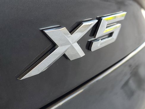 Used 2023 BMW X5 xDrive40i w/ Premium Package AWD/4WD image 5
