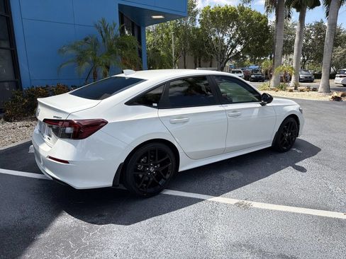 Certified 2025 Honda Civic FWD Hybrid Sedan image 8