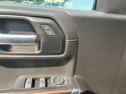Used 2020 Chevrolet Silverado 1500 LT Trail Boss AWD/4WD image 16
