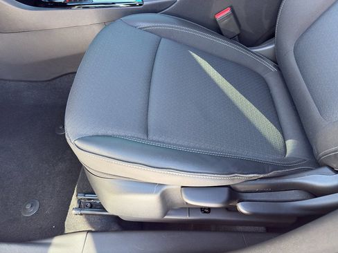 Used 2024 Buick Encore GX Preferred image 12