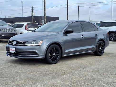 Used 2018 Volkswagen Jetta S image 21