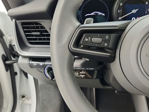 Used 2021 Porsche 911 Carrera image 21