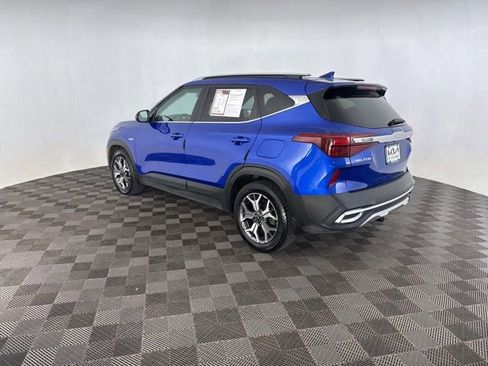 Certified 2022 Kia Seltos EX AWD/4WD image 7