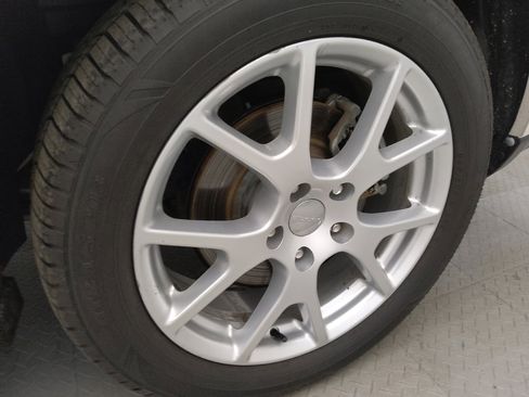 Used 2015 Dodge Journey SXT w/ Flexible Seating Group image 31