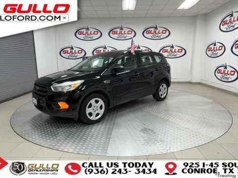 Used 2017 Ford Escape S FWD image 4