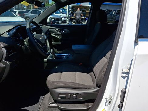Certified 2023 Chevrolet Traverse LT AWD/4WD image 16