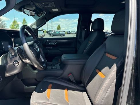 Certified 2025 GMC Sierra 1500 AT4 w/ AT4 Premium Package AWD/4WD image 10