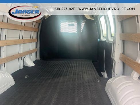 Used 2025 Chevrolet Express 2500 w/ Driver Convenience Package RWD image 7