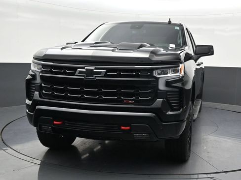 Used 2025 Chevrolet Silverado 1500 LT Trail Boss AWD/4WD image 9