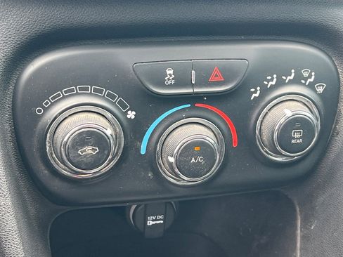 Used 2014 Dodge Dart SXT FWD image 15