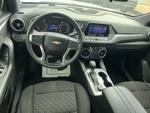 Used 2022 Chevrolet Blazer LT image 27