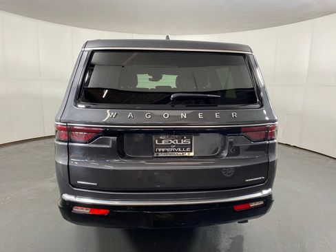 Used 2023 Jeep Wagoneer L Series II w/ Premium Group I AWD/4WD image 8