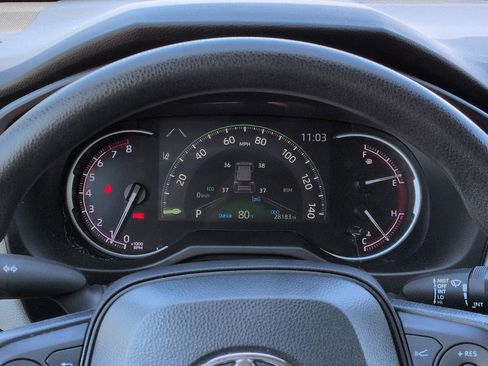 Used 2024 Toyota RAV4 XLE w/ Convenience Package image 28