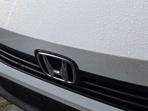 Used 2024 Honda Civic LX image 3