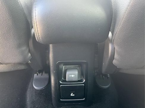 Used 2004 Land Rover Freelander SE image 23