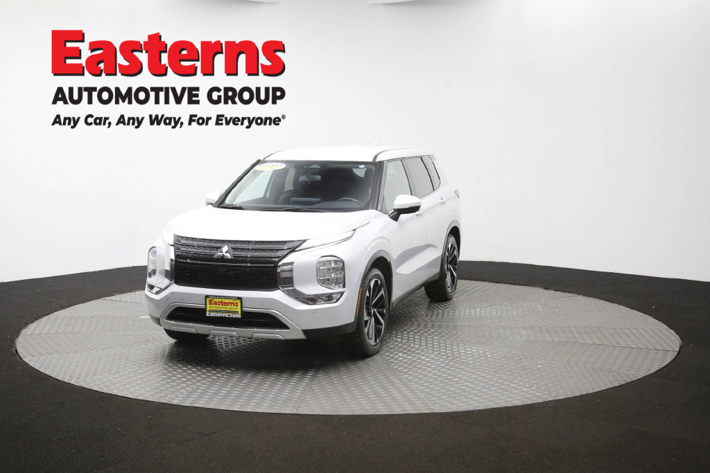Used 2024 Mitsubishi Outlander SE FWD image 52