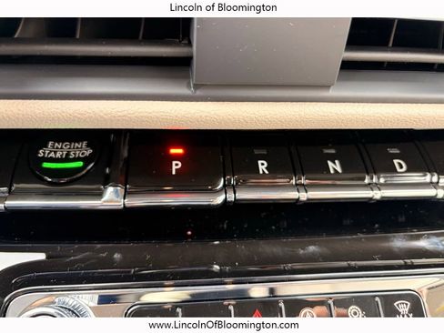 New 2026 Lincoln Corsair Premiere image 25