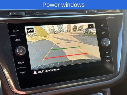 Used 2023 Volkswagen Tiguan SEL R-Line image 21