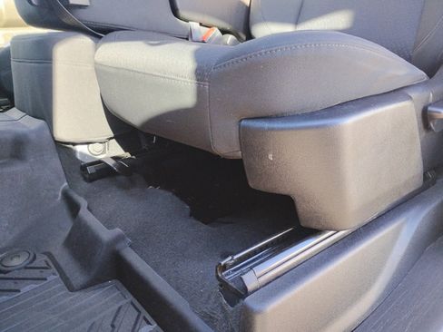 Used 2022 Chevrolet Silverado 1500 Custom Trail Boss w/ Safety Confidence Package image 12