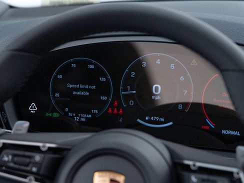 New 2026 Porsche Cayenne image 19