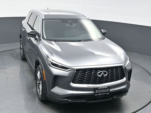 Used 2025 INFINITI QX60 Luxe AWD/4WD image 32