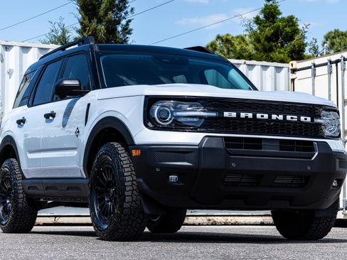 New 2026 Ford Bronco Sport Outer Banks w/ Outer Banks Tech Package+ AWD/4WD image 1