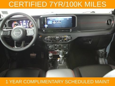 Used 2024 Jeep Wrangler Unlimited Rubicon w/ Technology Group AWD/4WD image 14