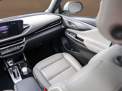 Used 2024 Buick Envista Avenir FWD image 26