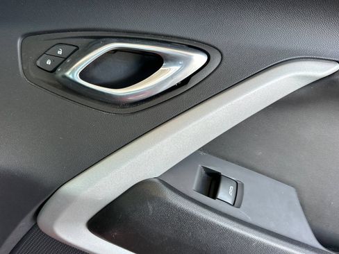 Used 2023 Chevrolet Camaro LT RWD image 21