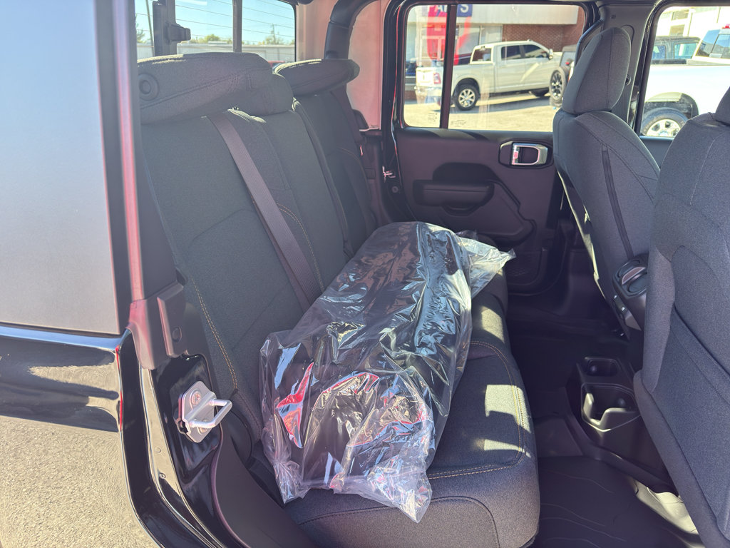 New 2025 Jeep Gladiator Sport AWD/4WD image 13