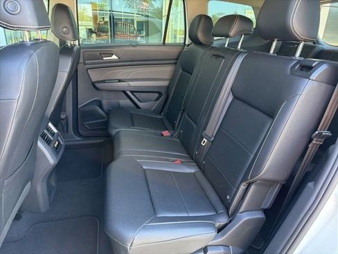 Used 2023 Volkswagen Atlas SE image 20