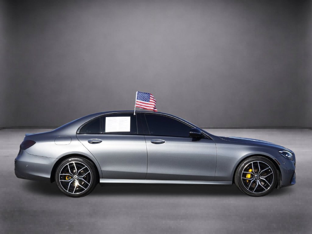 Used 2022 Mercedes-Benz E 350 Sedan image 3