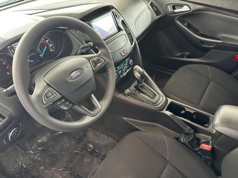 Used 2018 Ford Focus SEL FWD image 10