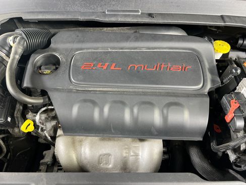 Used 2022 Jeep Compass Limited AWD/4WD image 27