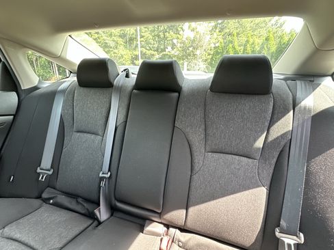 Used 2024 Honda Accord LX image 8