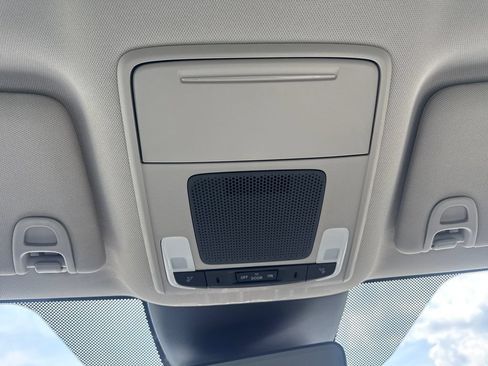 Certified 2025 Honda Pilot EX-L image 28