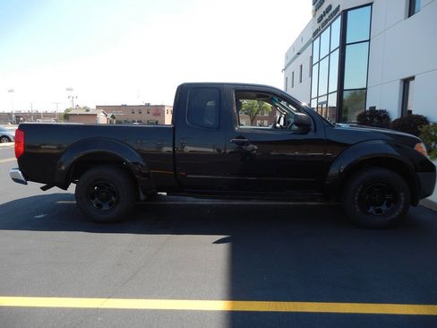 Used 2013 Nissan Frontier S RWD image 21