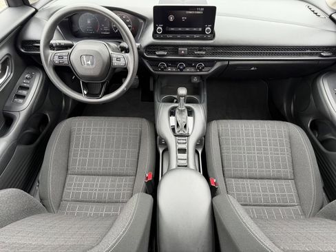 Used 2025 Honda HR-V LX image 12