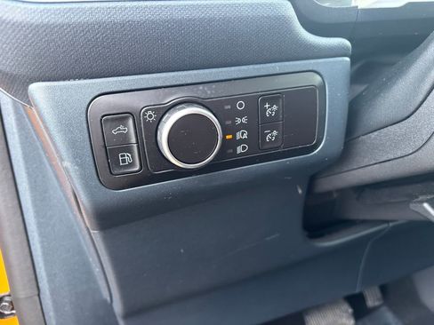 Used 2023 Ford Maverick Lariat w/ Lariat Luxury Package image 18