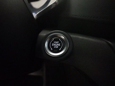 Used 2021 Chevrolet TrailBlazer LT w/ Convenience Package image 30