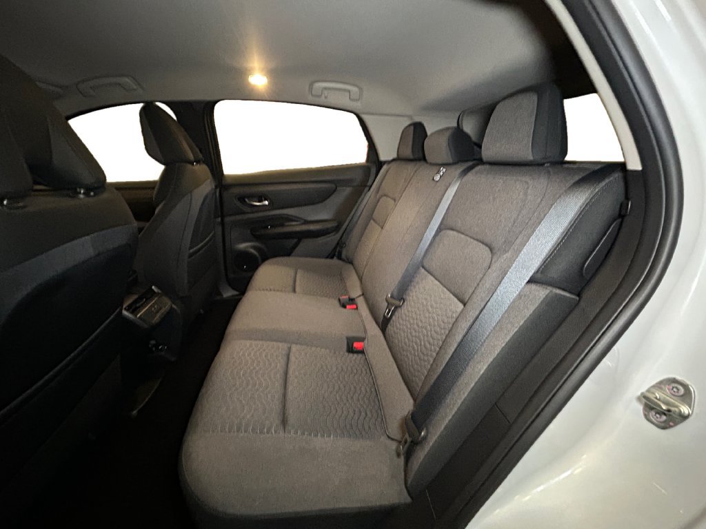 Used 2023 Nissan Ariya FWD image 13