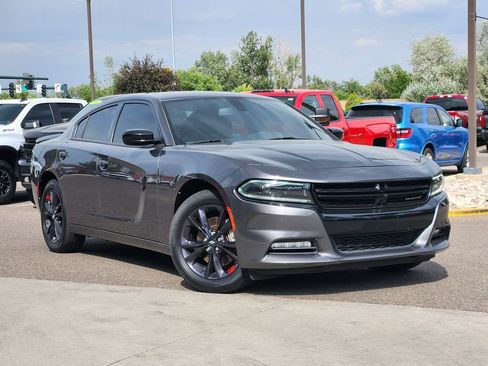 Used 2022 Dodge Charger SXT w/ Blacktop Package AWD/4WD image 1