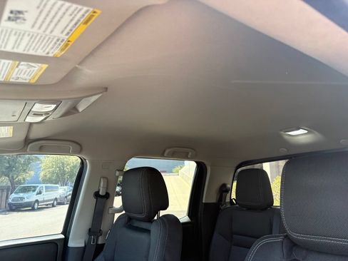 Used 2022 Nissan Frontier SV RWD image 12