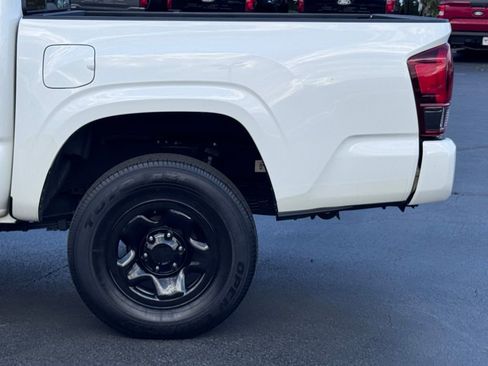 Used 2023 Toyota Tacoma SR AWD/4WD image 35