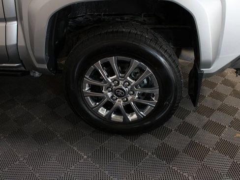 Used 2024 Toyota Tacoma Limited image 27