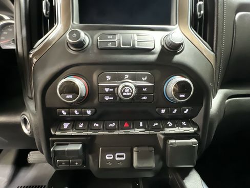 Certified 2022 Chevrolet Silverado 3500 High Country w/ Z71 Off-Road Package image 11