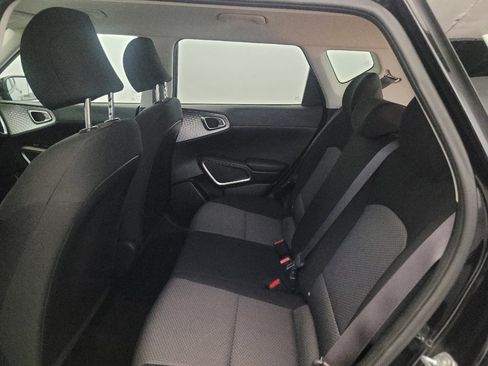 Used 2021 Kia Soul LX FWD image 18